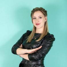  Анна